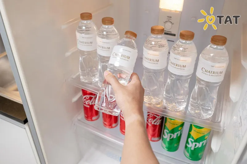 Фото отеля Maitria Hotel Sukhumvit 18 Bangkok – A Chatrium Collection 4* Бангкок Таиланд экстерьер и бассейны