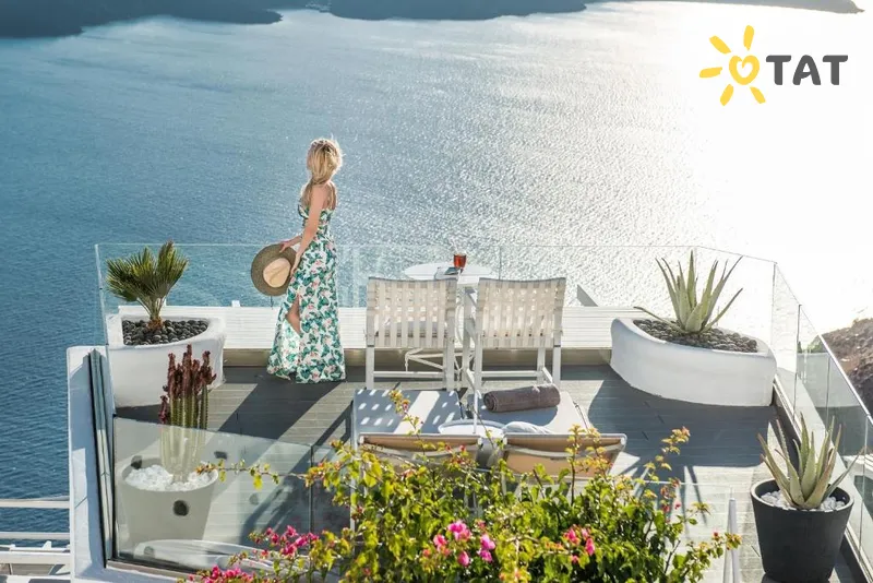 Фото отеля On The Rocks 4* Santorini Graikija išorė ir baseinai