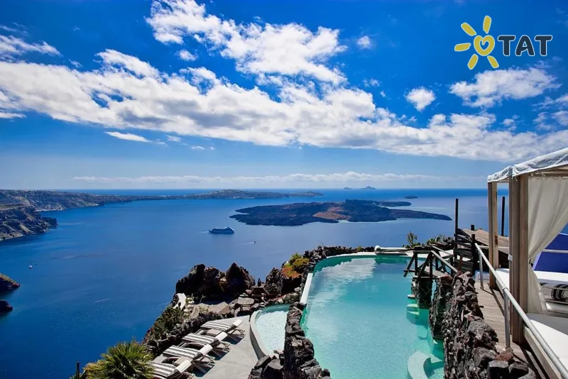 Фото отеля Honeymoon Petra Villas 5* Santorini Graikija išorė ir baseinai