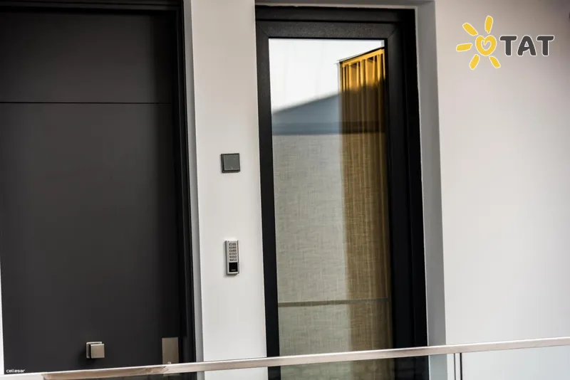 Фото отеля Welldone Quality Crystal Pool 2* Севілья Іспанія номери