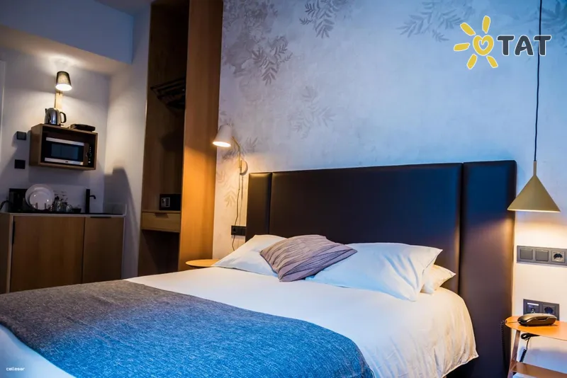 Фото отеля Welldone Quality Crystal Pool 2* Севілья Іспанія номери