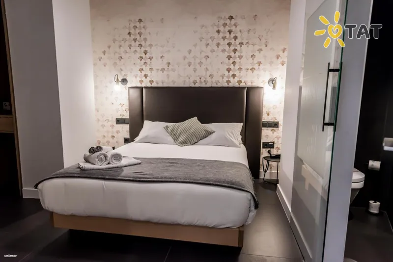 Фото отеля Welldone Quality Crystal Pool 2* Севілья Іспанія номери