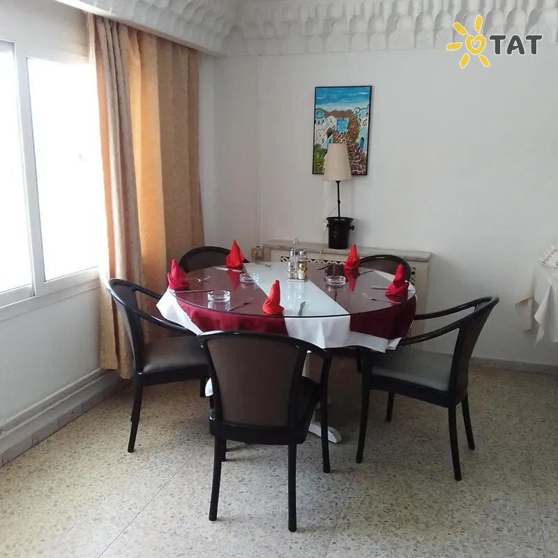 Фото отеля Les Citronniers Hotel 2* Хаммамет Тунис экстерьер и бассейны