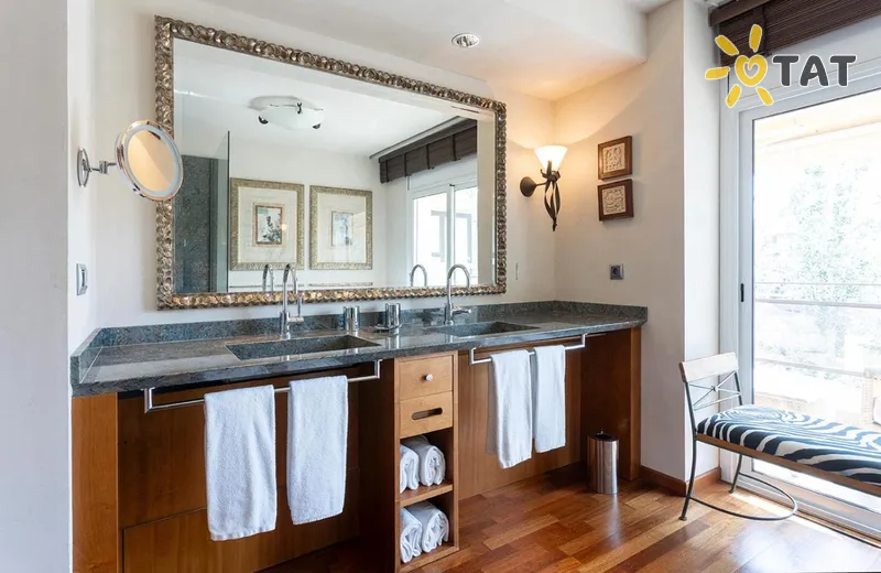 Фото отеля Suites del Mar Fenals Apartments 5* Kostabrava Spānija cipariem