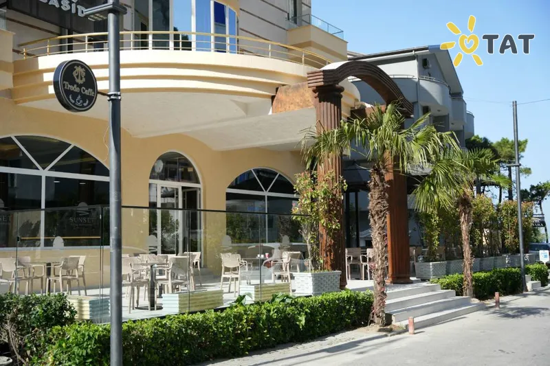 Фото отеля Sunset Hotel 3* Дуррес Албанія екстер'єр та басейни