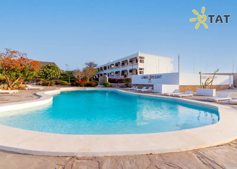 Фото отеля Jumbo Resort Watamu 4* Малінді Кенія екстер'єр та басейни