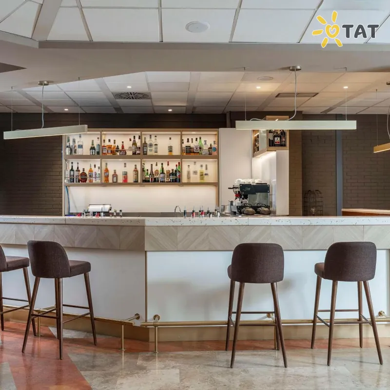 Фото отеля Hilton Garden Inn Bologna North 4* Болонья Италия бары и рестораны