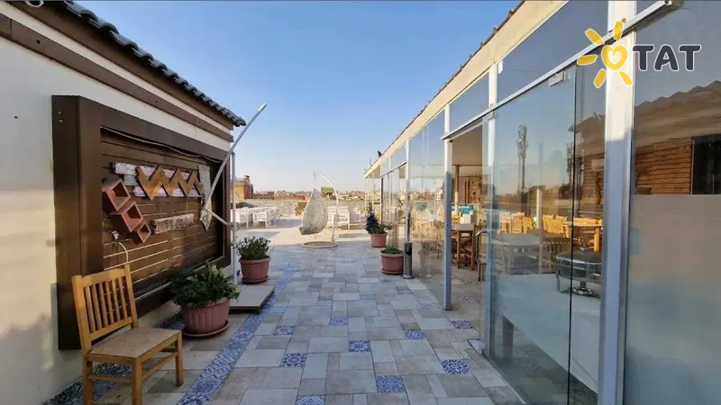 Фото отеля Pyramid Edge Hotel 3* Каир Египет экстерьер и бассейны