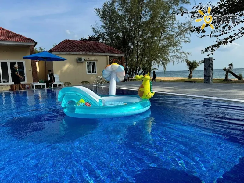 Фото отеля Vung Bau Resort 2* о. Фукуок Вьетнам экстерьер и бассейны