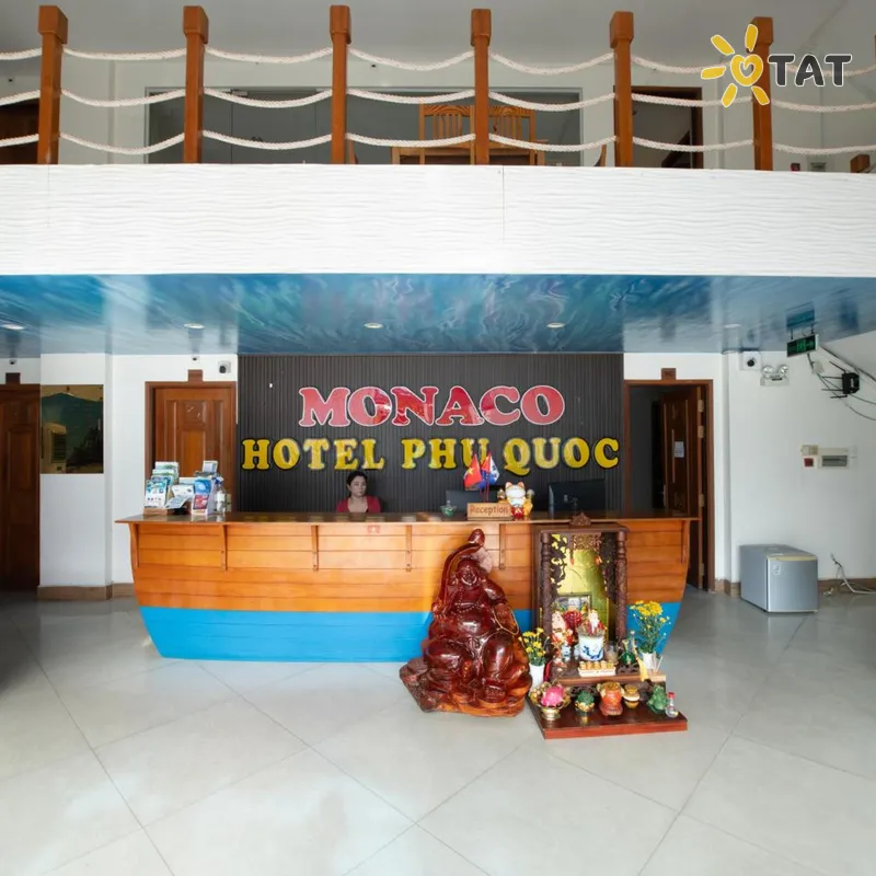 Фото отеля Monaco Hotel Phu Quoc 3* о. Фукуок Вьетнам лобби и интерьер