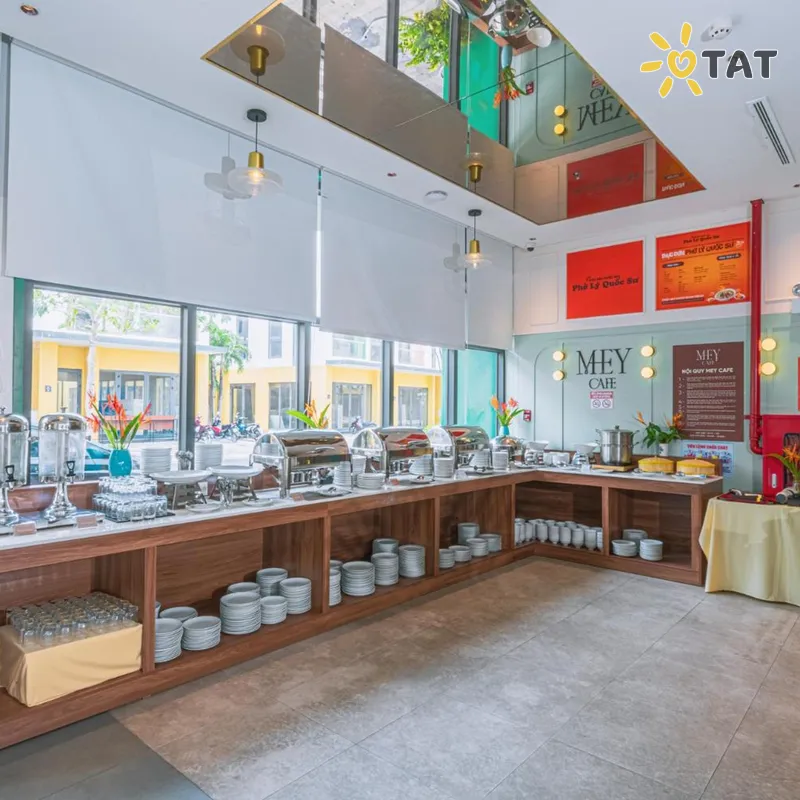 Фото отеля Mey Mansion Hotel 4* о. Фукуок Вьетнам бары и рестораны