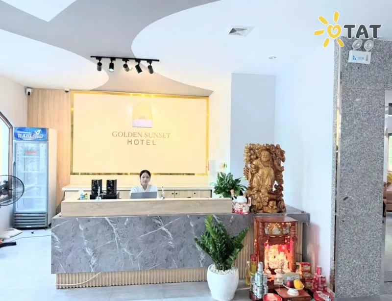 Фото отеля Golden Sunset Hotel 3* о. Фукуок Вьетнам лобби и интерьер