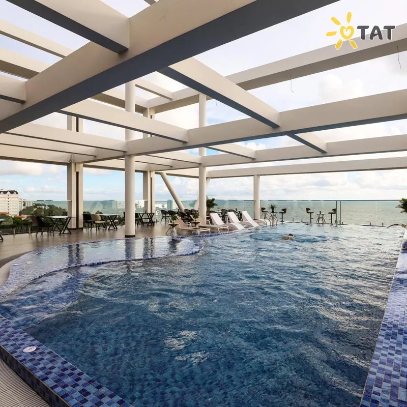 Фото отеля Daystar Hotel Phu Quoc 4* о. Фукуок Вьетнам экстерьер и бассейны