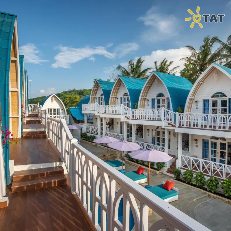 Фото отеля Santorini Beach Resort 3* apie. Lombokas Indonezija išorė ir baseinai