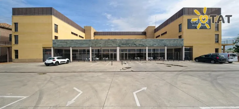 Фото отеля Checkin Madrid Mostoles 4* Madride Spānija ārpuse un baseini