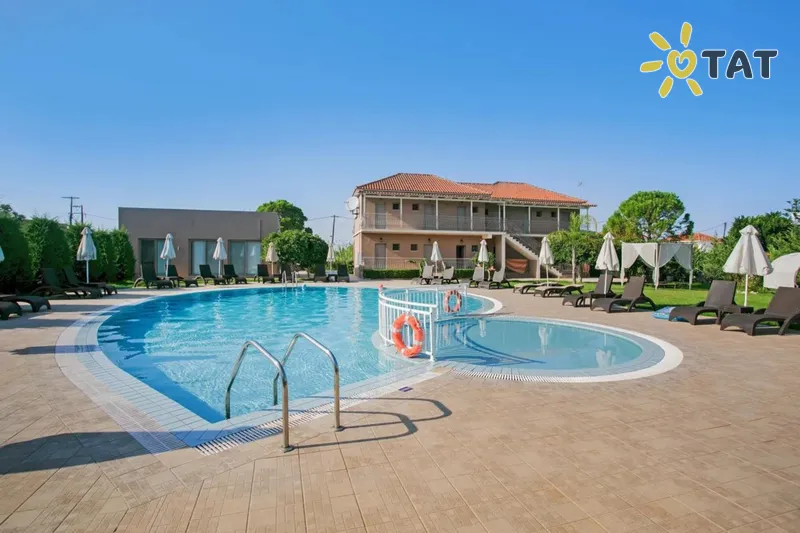 Фото отеля Eleni's Garden 3* Zakintas Graikija išorė ir baseinai