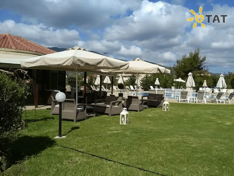 Фото отеля Eleni's Garden 3* Zakintas Graikija išorė ir baseinai