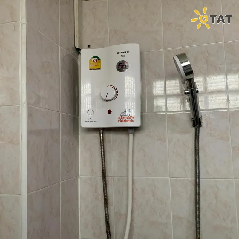 Фото отеля 41BKK Hotel Rama9 3* Bangkoka Taizeme ārpuse un baseini