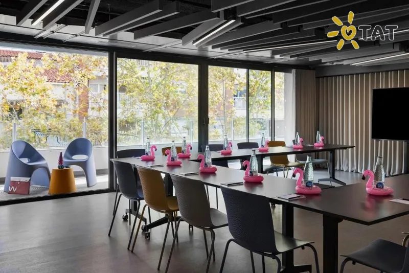 Фото отеля Moxy Hotel Barcelona 4* Барселона Испания прочее