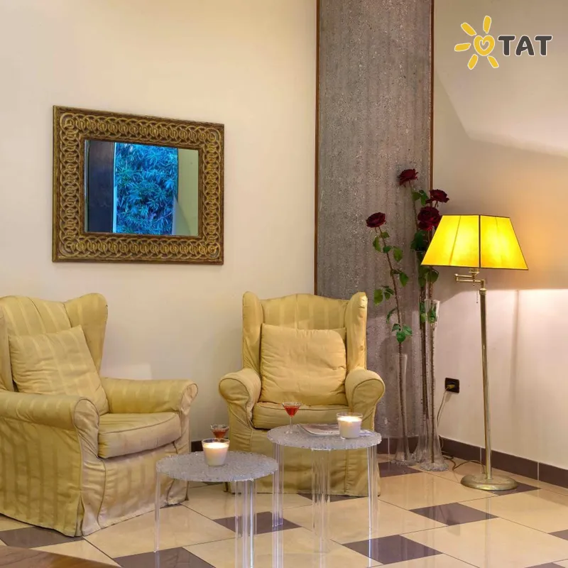 Фото отеля Ulisse Deluxe Hostel 3* Сорренто Италия лобби и интерьер