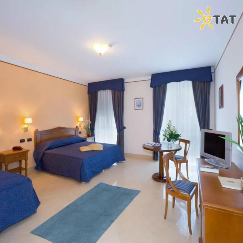 Фото отеля Ulisse Deluxe Hostel 3* Сорренто Италия номера