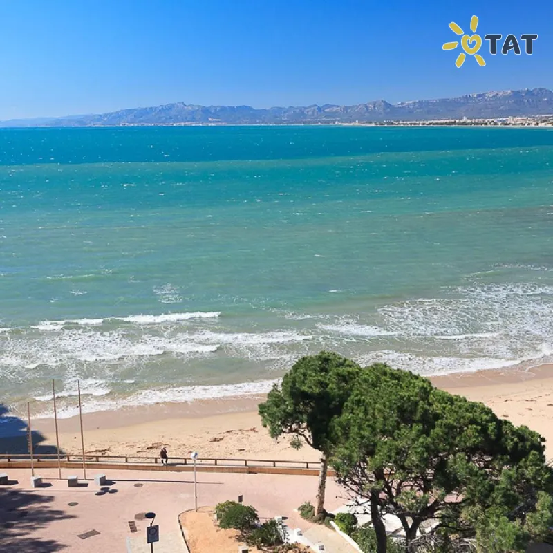 Фото отеля UHC Sorolla Apartments 3* Коста Дорада Испания пляж