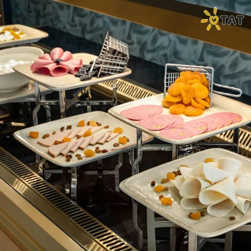 Фото отеля TRYP by Wyndham Istanbul Beyoglu 4* Стамбул Турция бары и рестораны