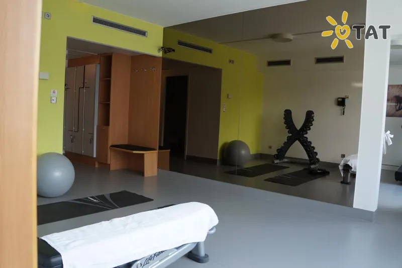 Фото отеля Carathotel Wien City Park 4* Вена Австрия экстерьер и бассейны