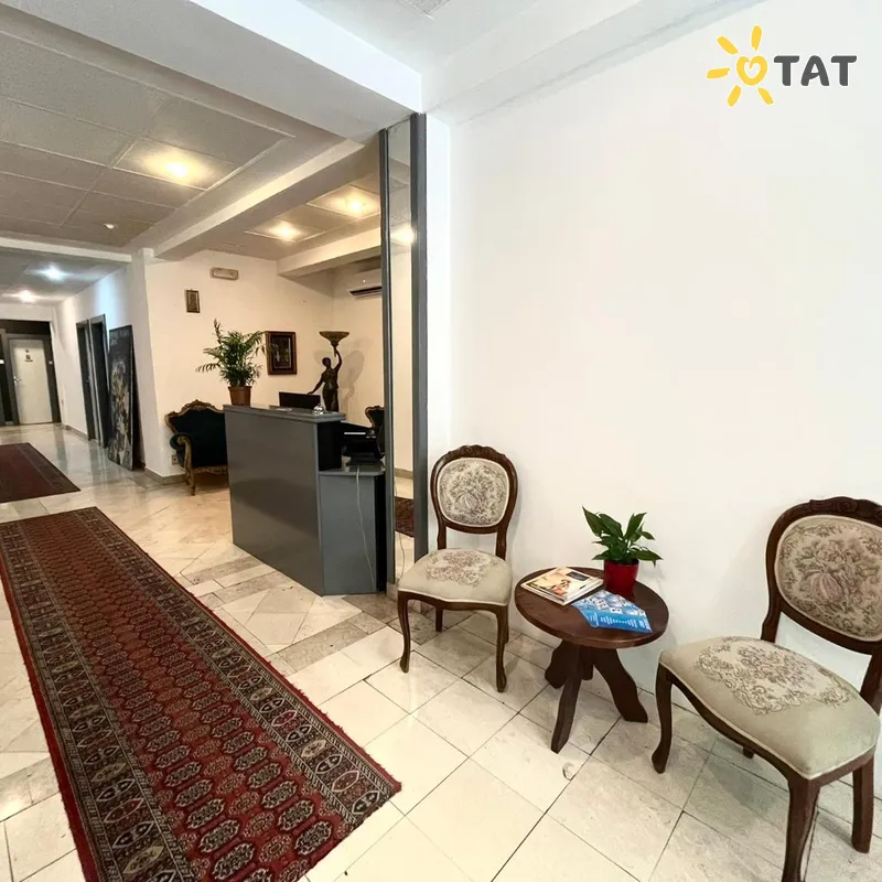 Фото отеля Bojatours Hotel 3* Подгорица Черногория лобби и интерьер