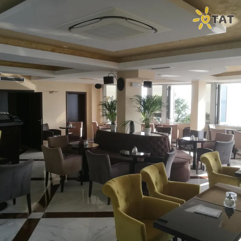 Фото отеля Drobni Pijesak Apartments 3* Петровац Черногория бары и рестораны