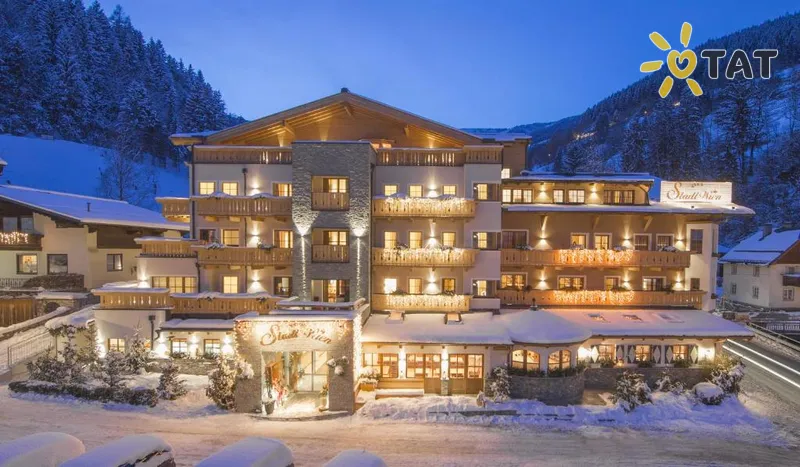 Фото отеля Stadt Wien Hotel 4* Цель ам Зее Австрия экстерьер и бассейны