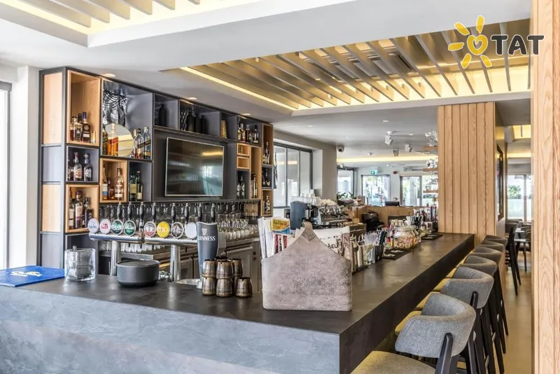 Фото отеля Liquid Hotel Apartments 4* Айя Напа Кипр бары и рестораны