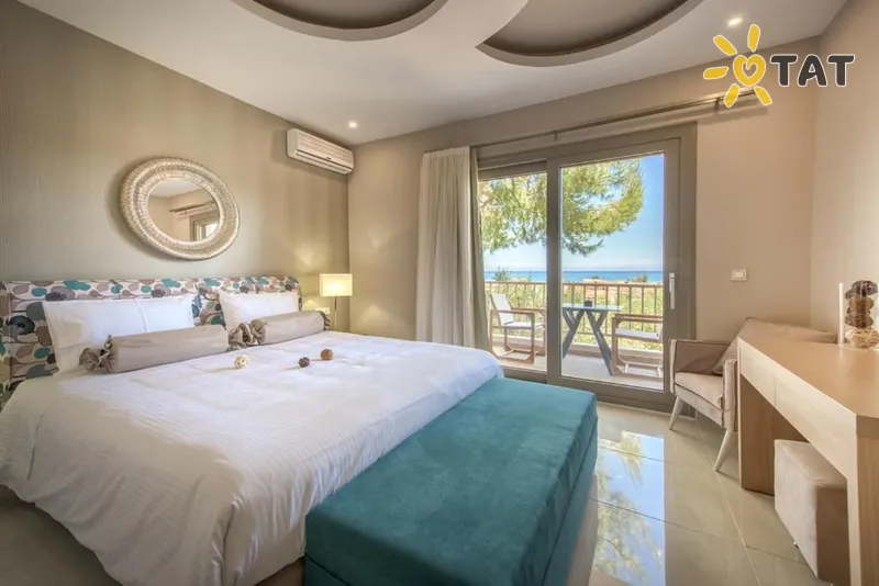 Фото отеля Koukounaria Hotel & Suites 4* о. Закинф Греция номера