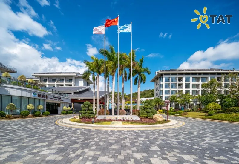 Фото отеля Sanya Yalong Bay 99 Resort 4* о. Хайнань Китай экстерьер и бассейны