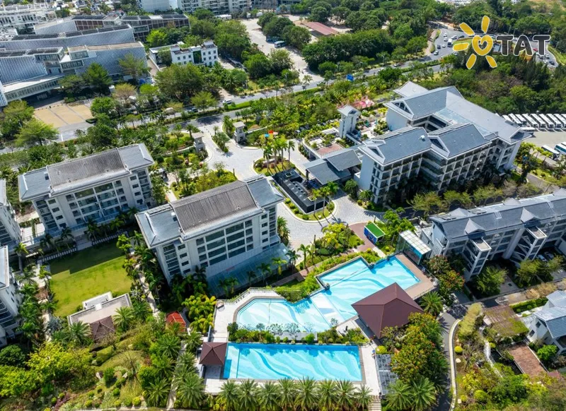 Фото отеля Sanya Yalong Bay 99 Resort 4* о. Хайнань Китай экстерьер и бассейны