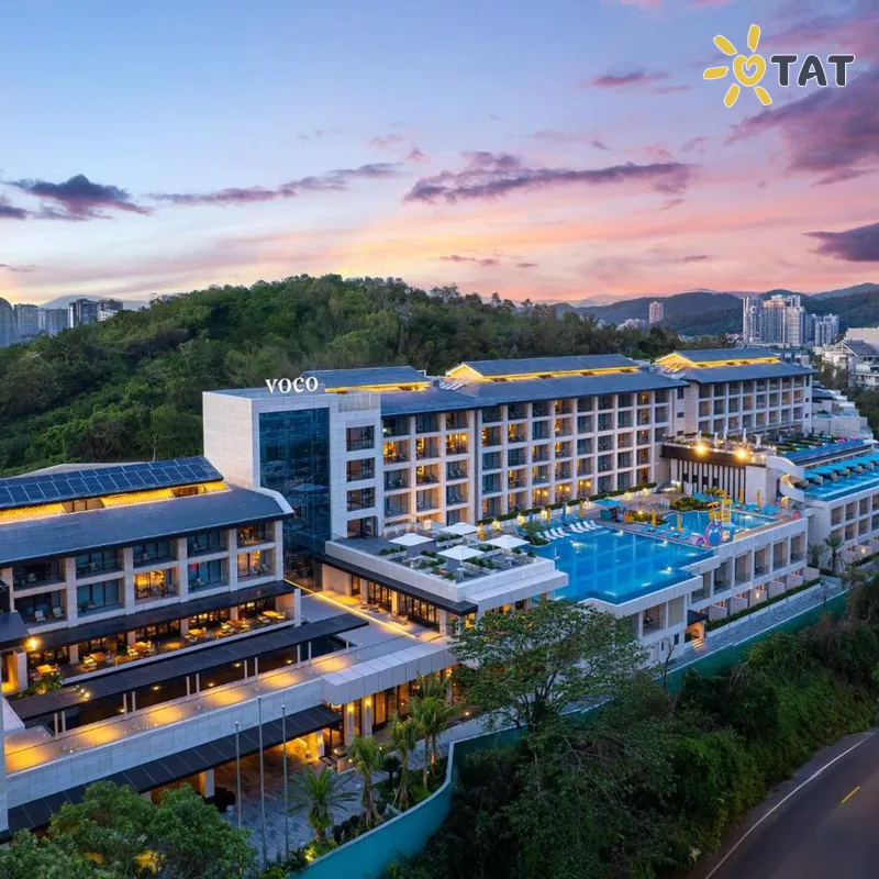 Фото отеля Voco Sanya Dadonghai By IHG 5* о. Хайнань Китай экстерьер и бассейны