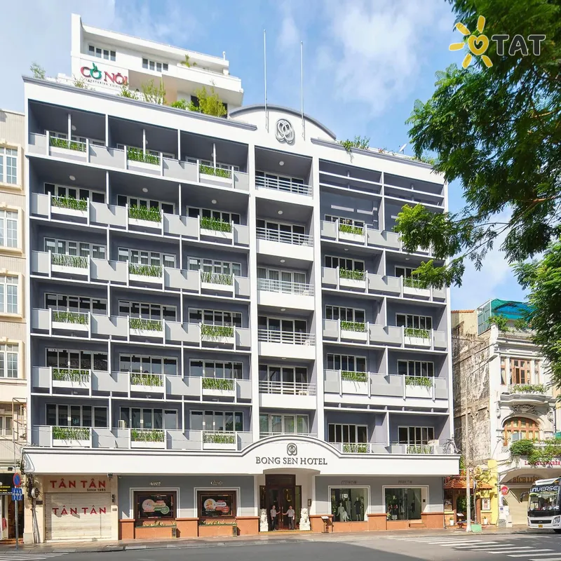 Фото отеля Bong Sen Hotel Saigon 3* Хошимин Вьетнам экстерьер и бассейны