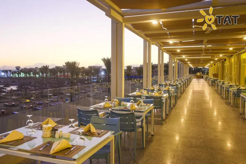 Фото отеля Beach Albatros Resort 4* Хургада Египет бары и рестораны