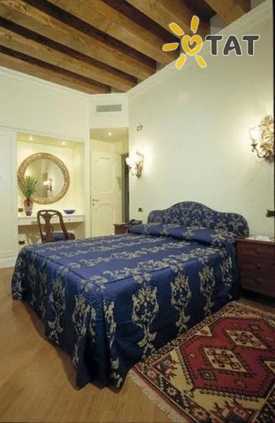 Фото отеля Suites Torre dell Orologio 4* Венеция Италия номера