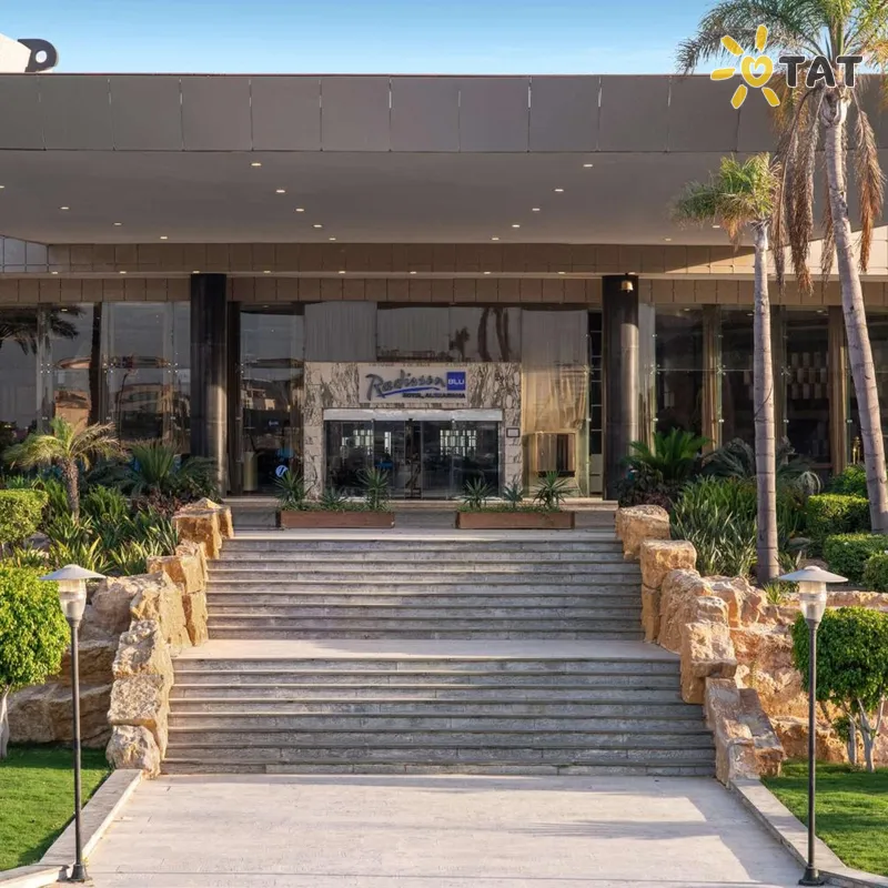Фото отеля Radisson Blu Hotel & Convention Center 5* Aleksandrija Egiptas išorė ir baseinai