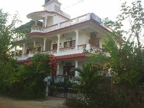 Горящий тур в White Feather Guest House 1☆ Индия, Северный Гоа