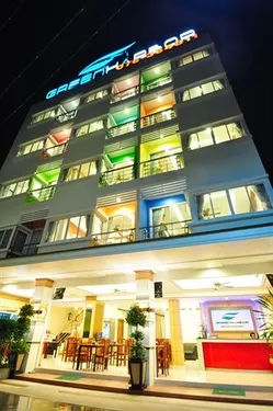 Green Harbor Hotel  & Servise  Apartament