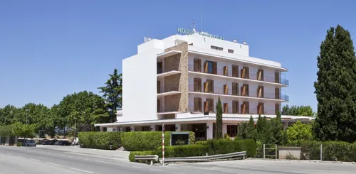 Emporda Hotel