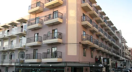 Горящий тур в Euroclub Hotel 3☆ Мальта, Аура