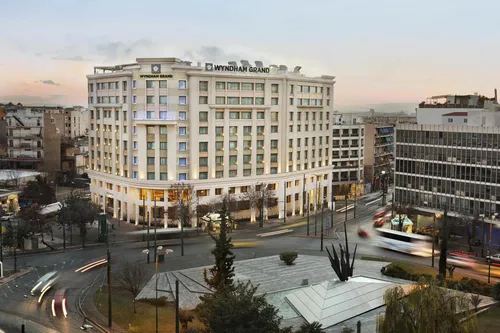 Zeus Wyndham Grand Athens