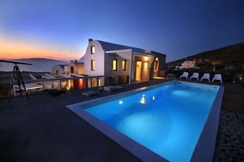 270 Oias View