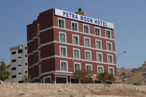 Petra Moon Hotel