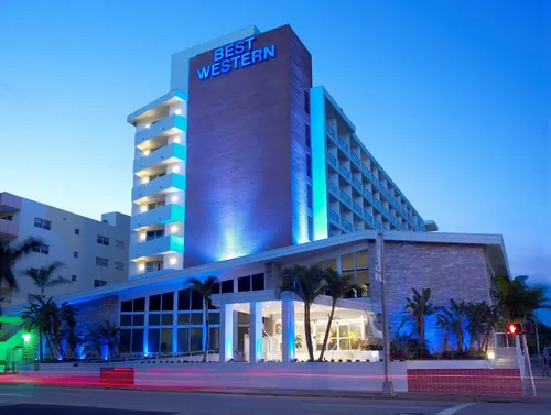 Горящий тур в Best Western Atlantic Beach Resort 3☆ ASV, Maiami