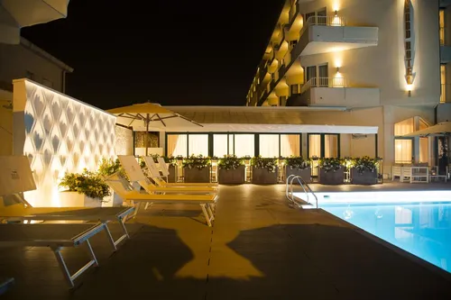 Paskutinės minutės kelionė в Grand Hotel 4☆ Italija, Forte dei Marmi