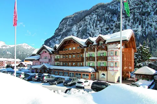 Kelionė в Soreghes Gran Chalet Hotel & Club 4☆ Italija, Campitello di Fassa